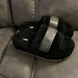 Ugg fur slides